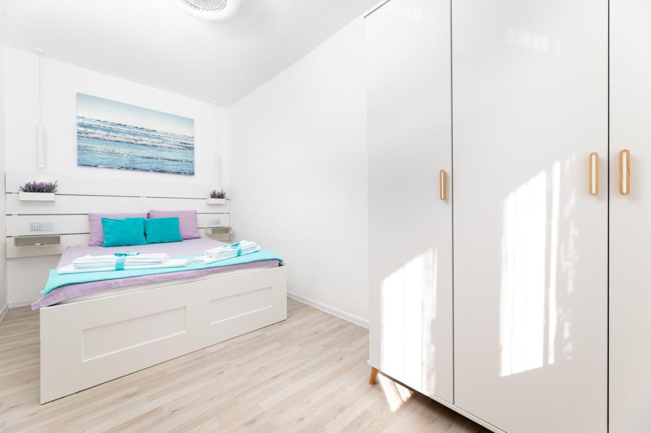 Apartments Aisa* Countryside Holiday Just 500M From The Beach! كرك المظهر الخارجي الصورة